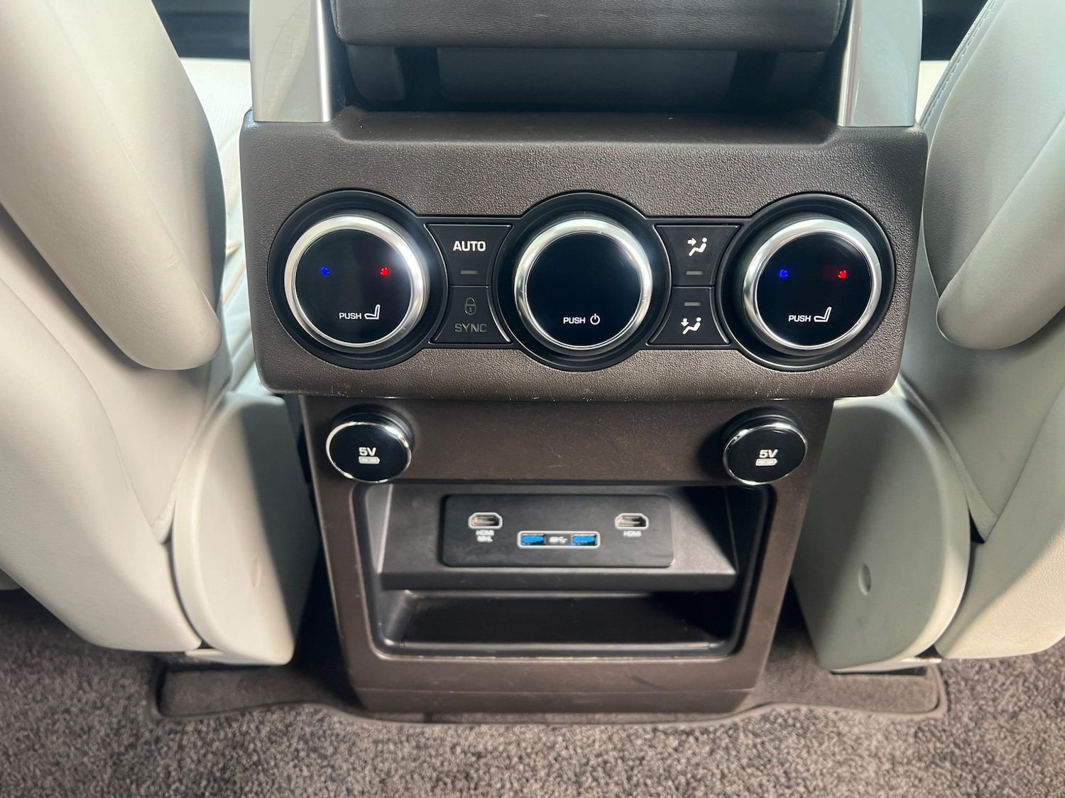 Used Land Rover Discovery 2019 for sale - 76584546: Photo 24