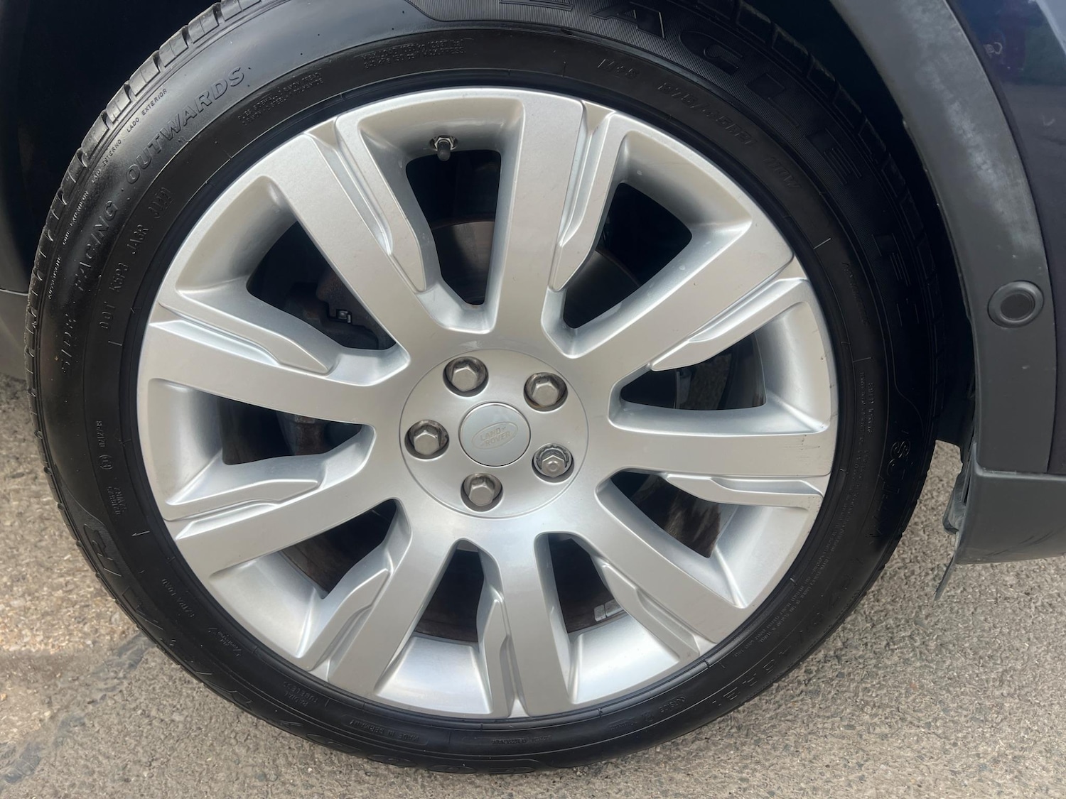 Used Land Rover Discovery 2019 for sale - 76584546: Photo 30