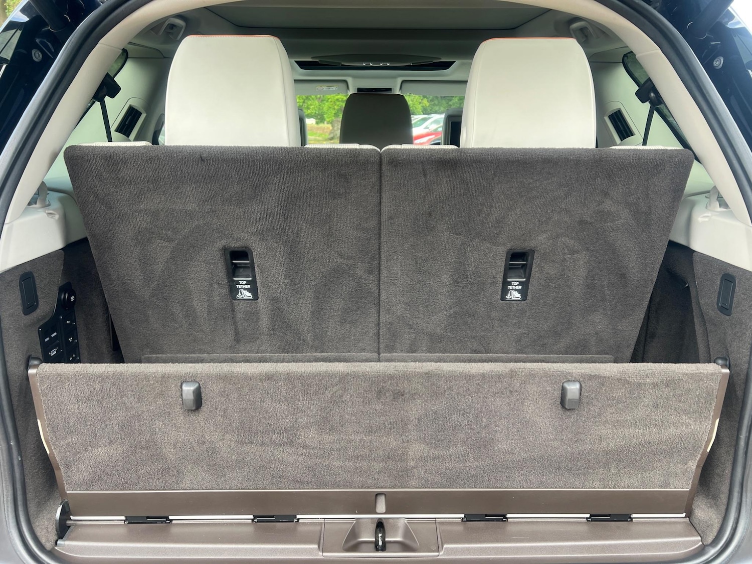 Used Land Rover Discovery 2019 for sale - 76584546: Photo 42