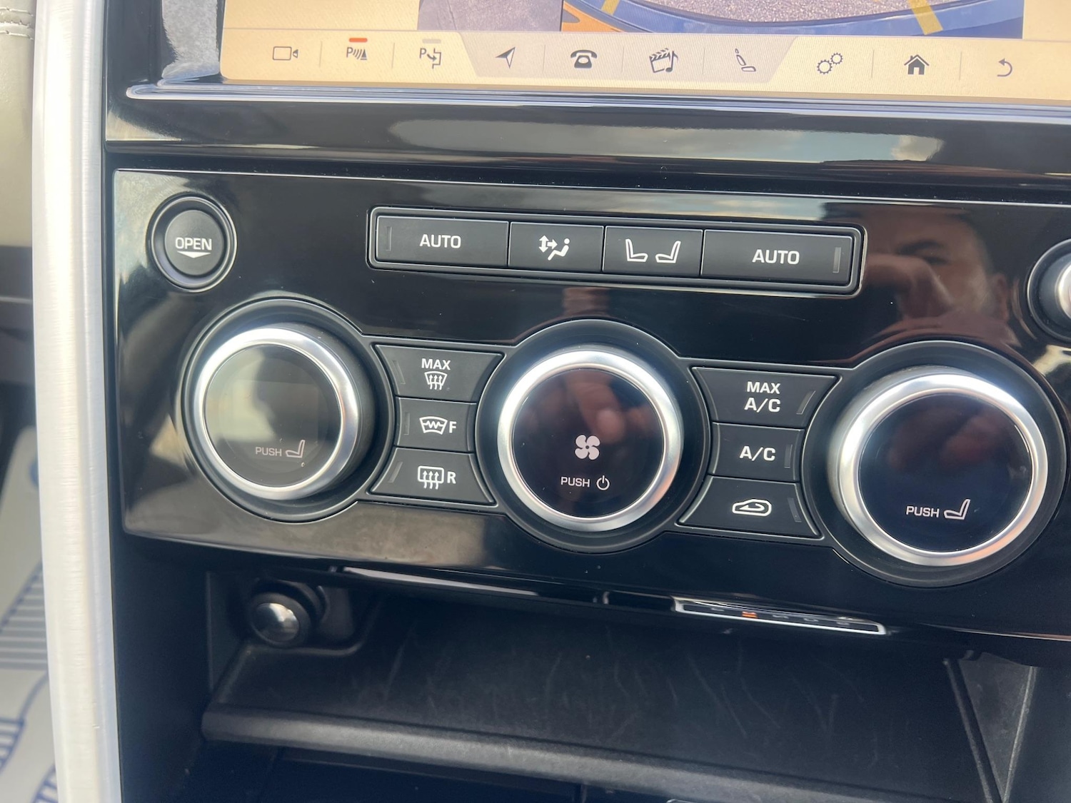 Used Land Rover Discovery 2019 for sale - 76584546: Photo 52