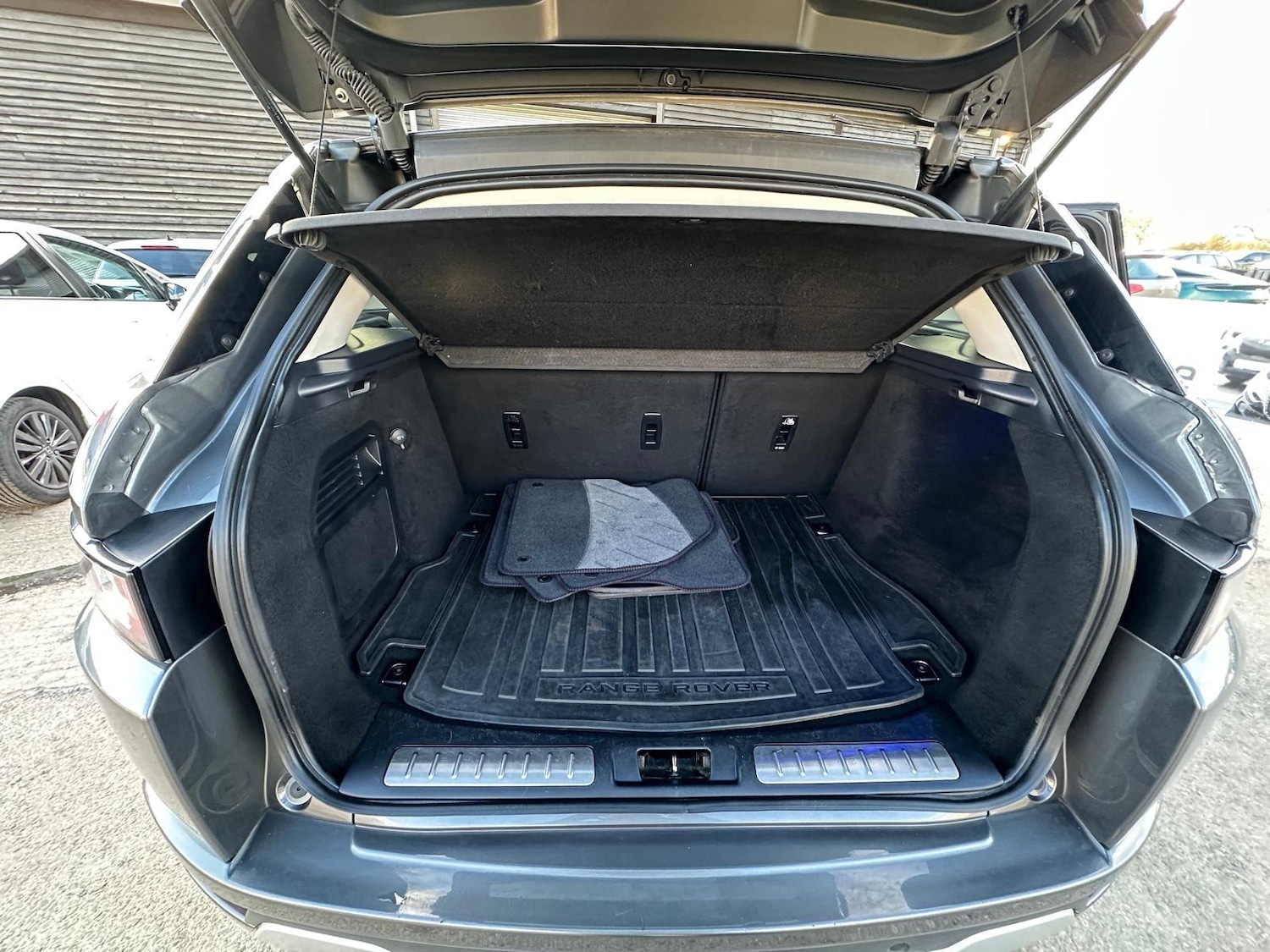 Used Land Rover Range Rover Evoque 2016 for sale - 77882334: Photo 37