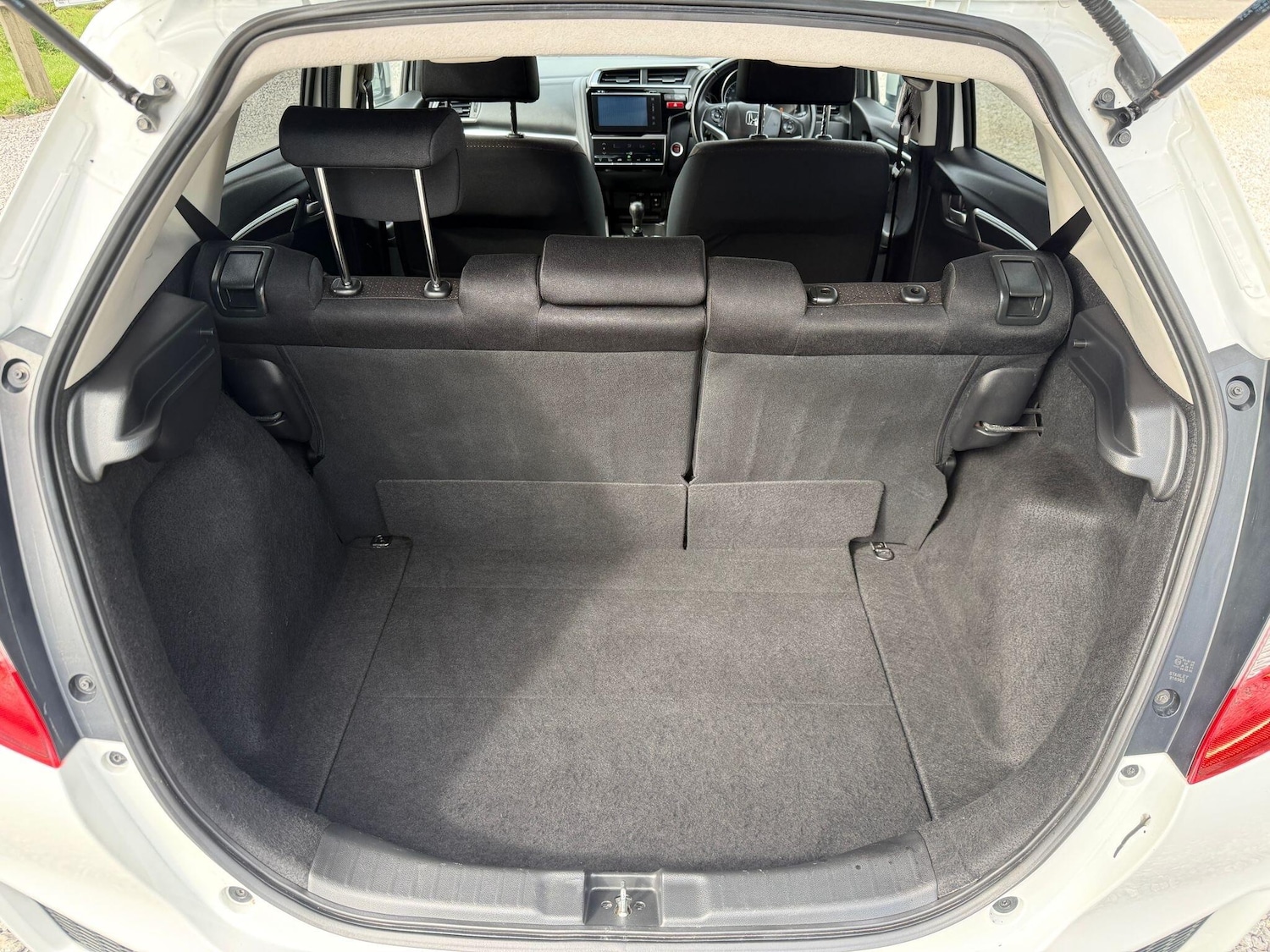 Used Honda Jazz 2016 for sale - 77982344: Photo 25