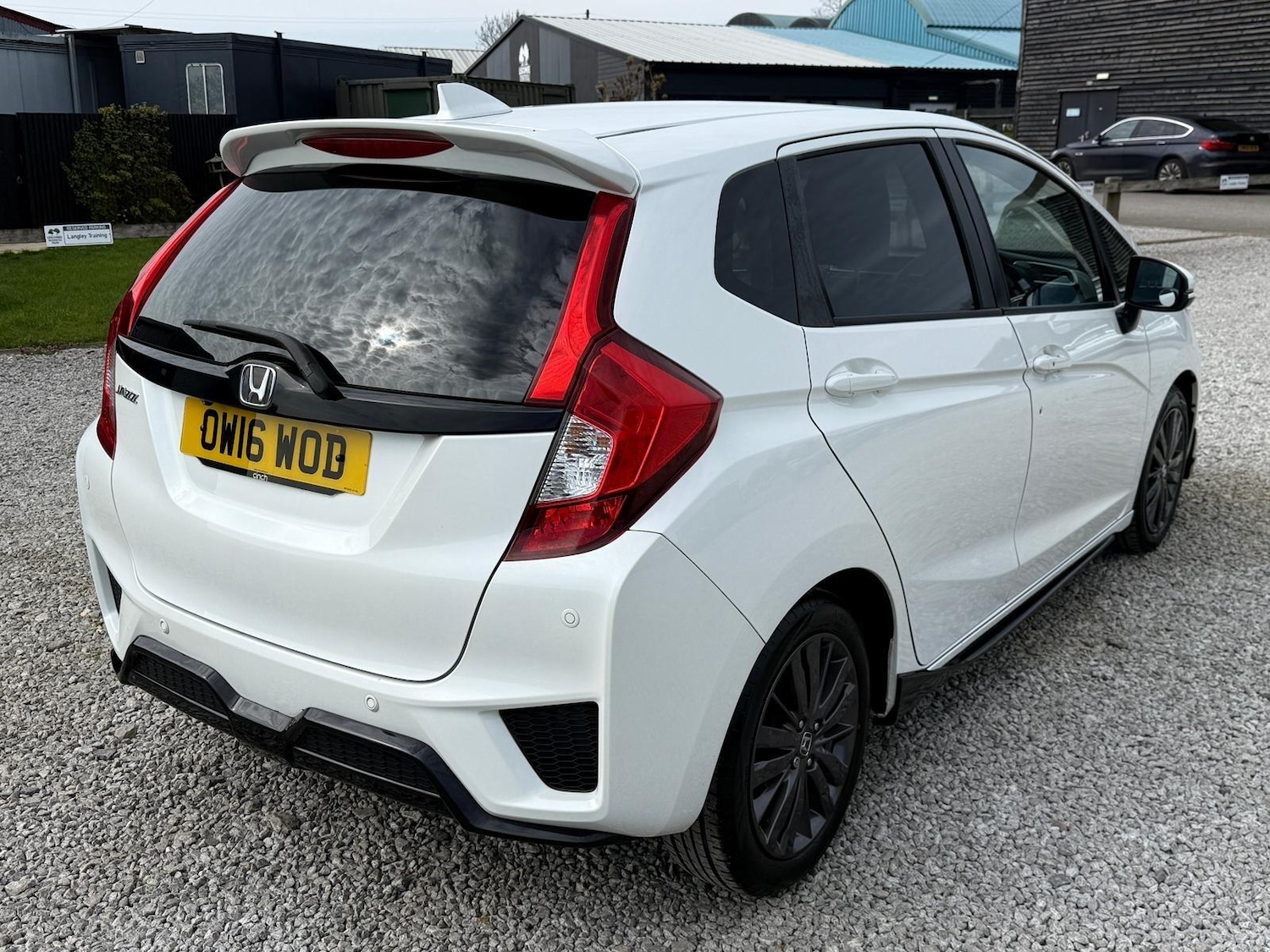 Used Honda Jazz 2016 for sale - 77982344: Photo 8