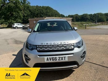 Used Land Rover Discovery Sport 2016 for sale - 79808572: Photo