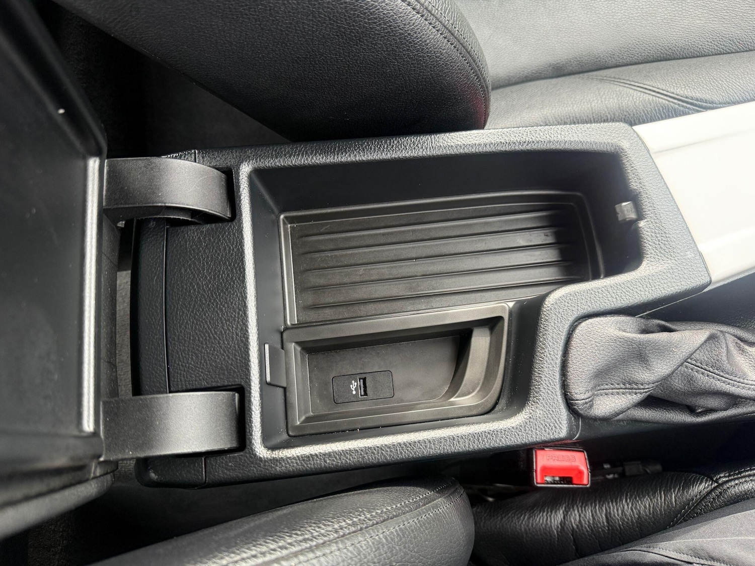 Used BMW 3 Series 2017 for sale - 77982380: Photo 10