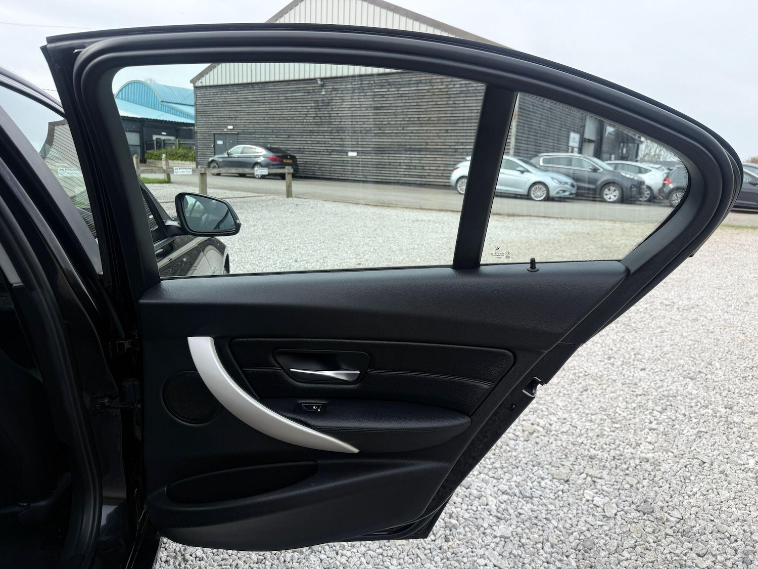 Used BMW 3 Series 2017 for sale - 77982380: Photo 20