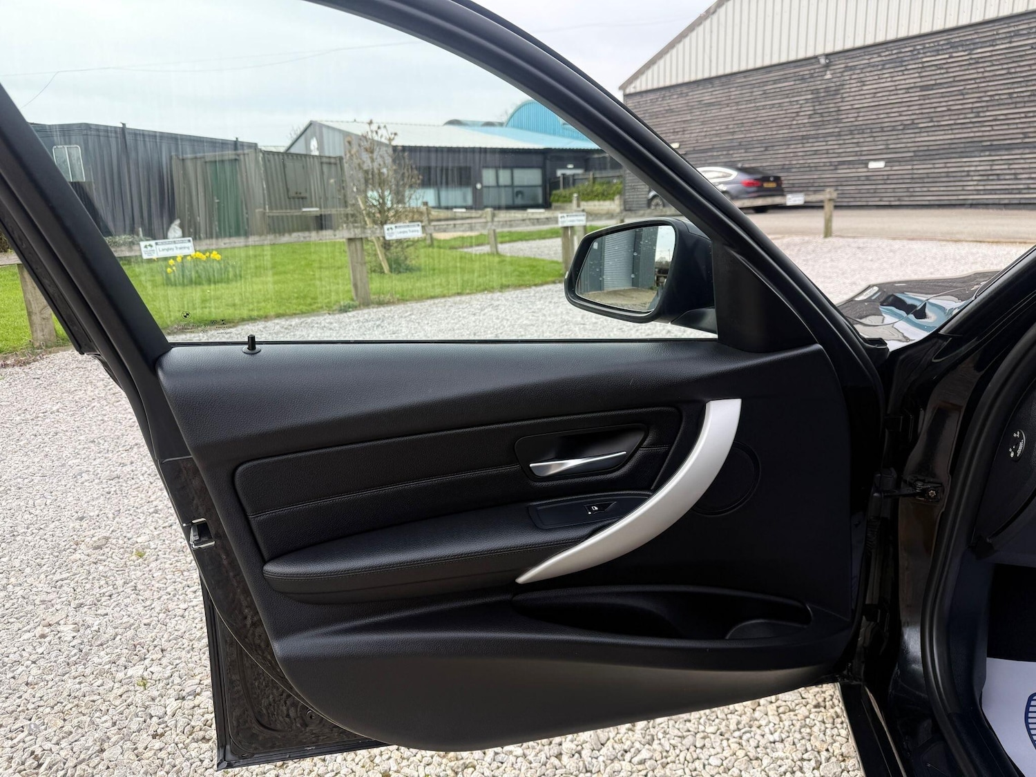 Used BMW 3 Series 2017 for sale - 77982380: Photo 22