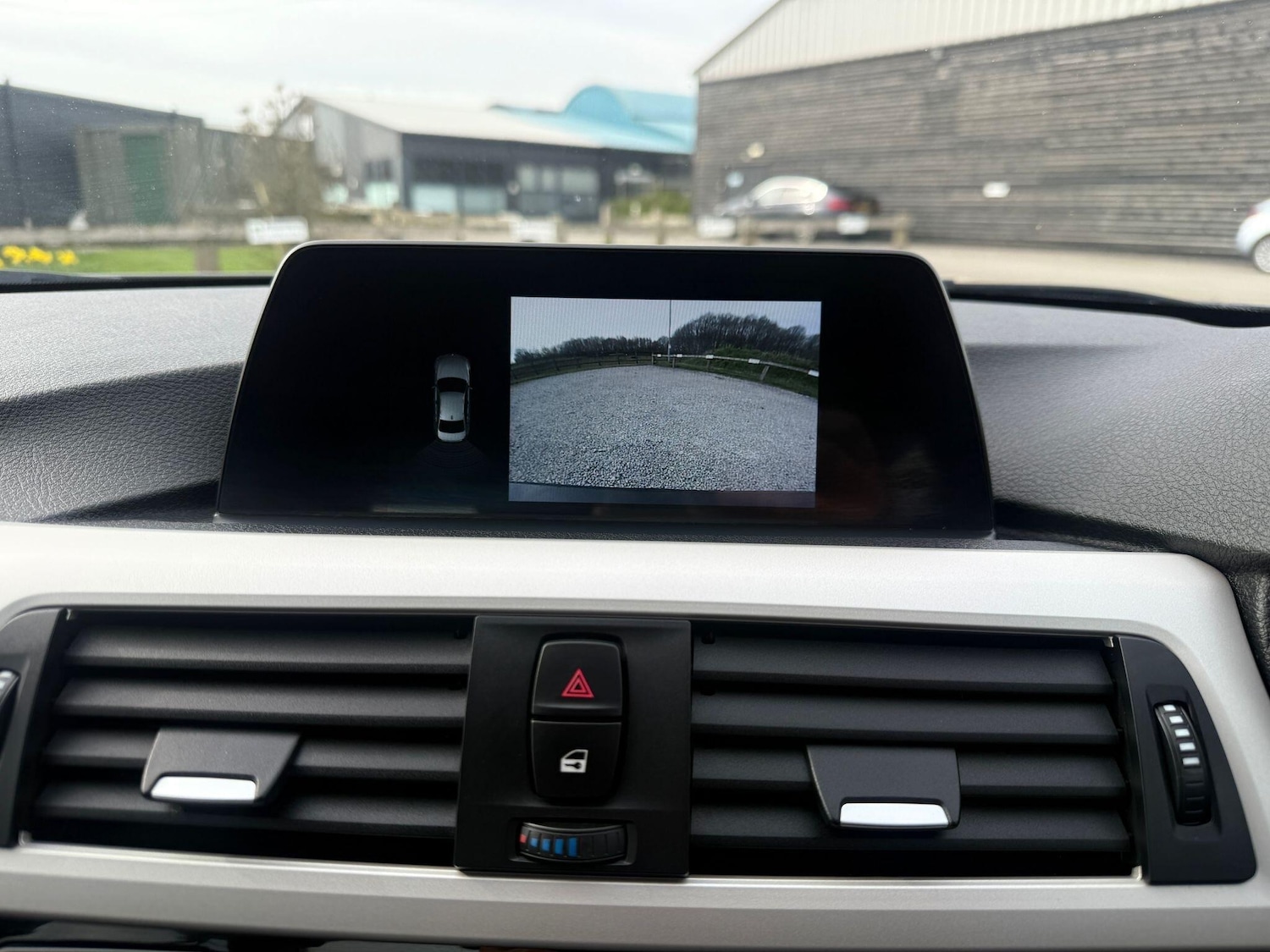 Used BMW 3 Series 2017 for sale - 77982380: Photo 29