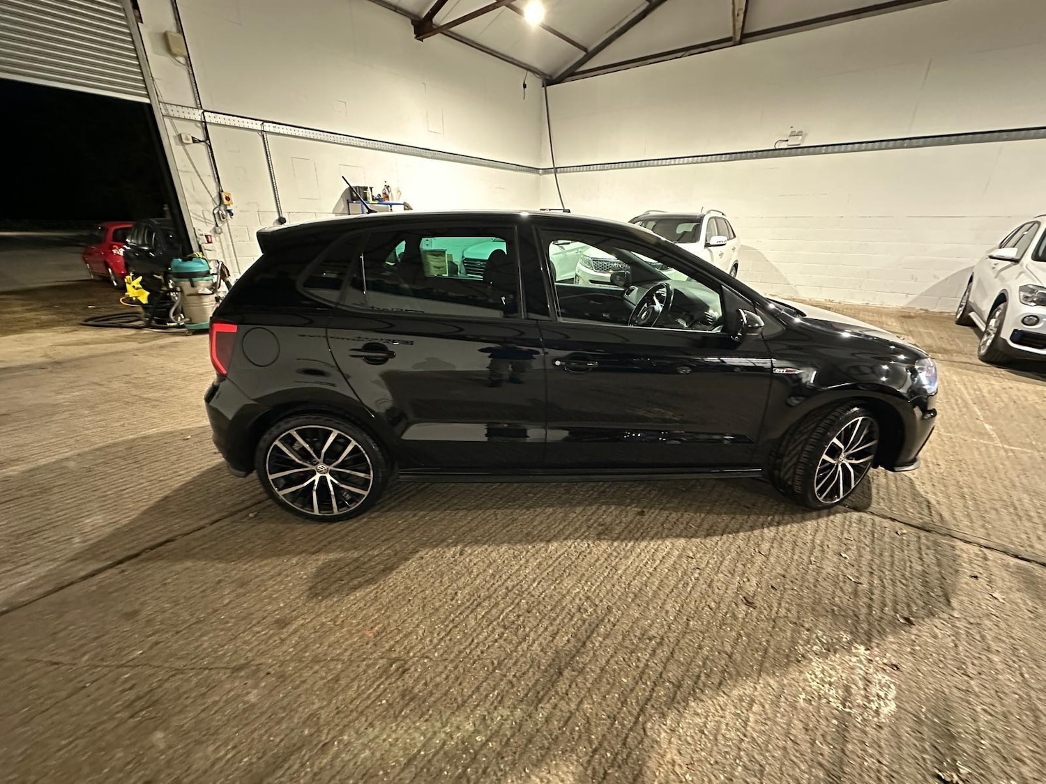 Used Volkswagen Polo 2017 for sale - 78062920: Photo 10