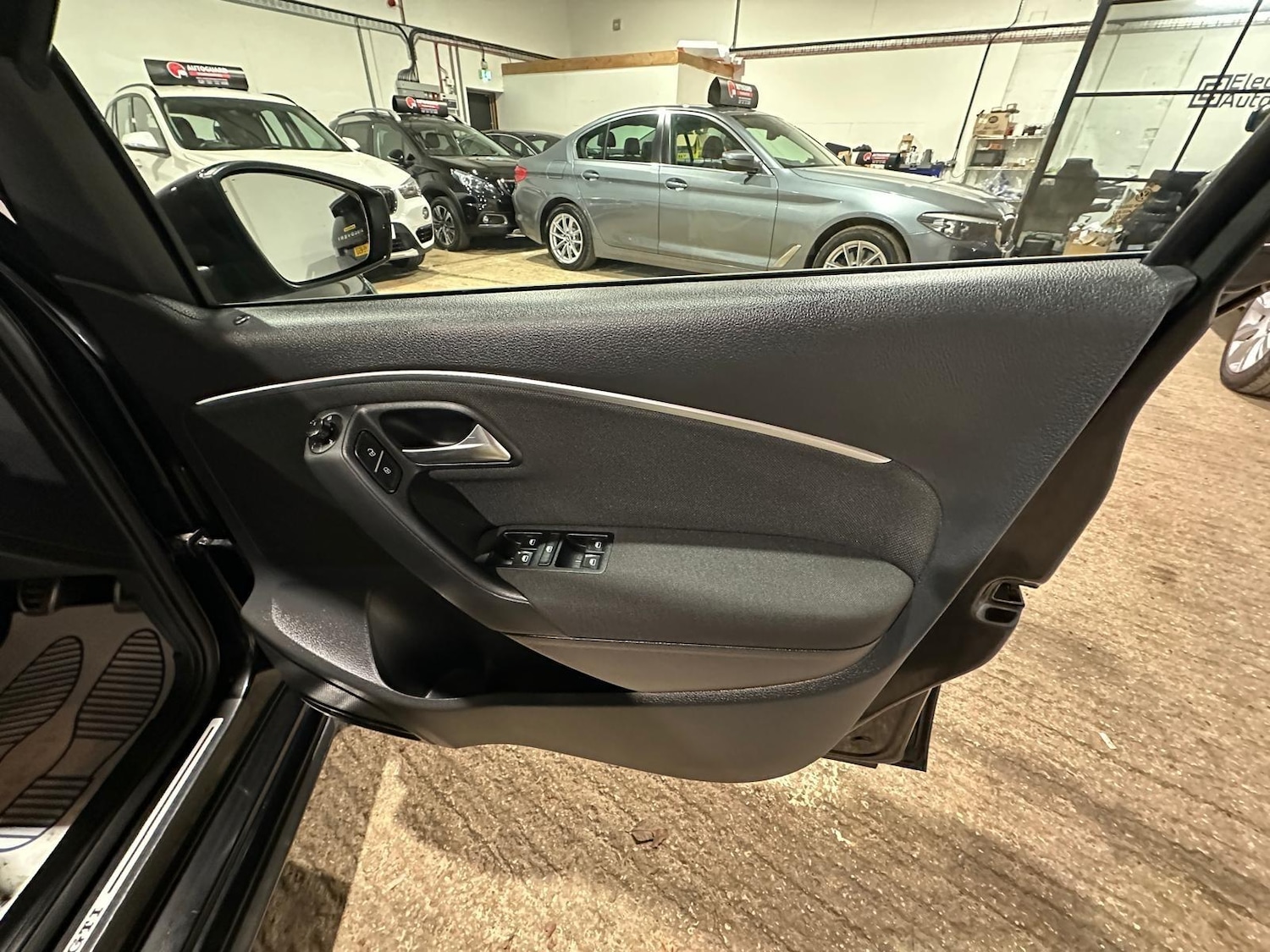 Used Volkswagen Polo 2017 for sale - 78062920: Photo 26