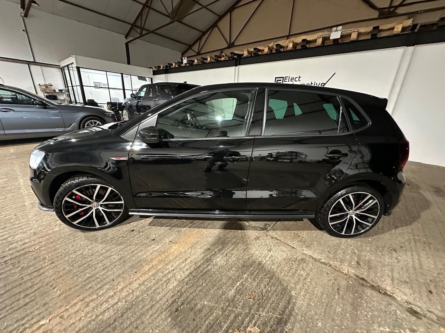 Used Volkswagen Polo 2017 for sale - 78062920: Photo 7