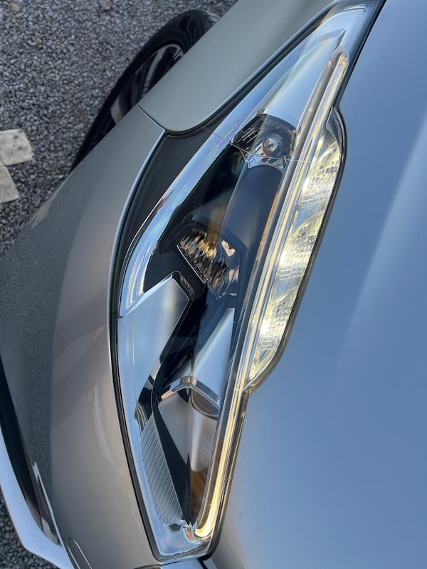 Used Peugeot 208 2018 for sale - 76259407: Photo 38