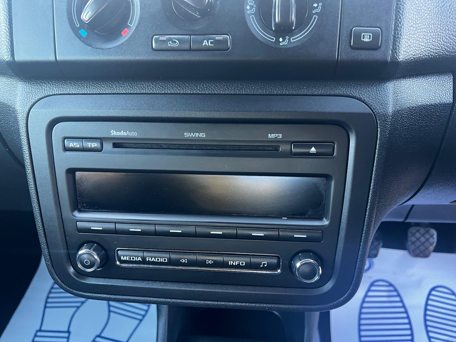 Used Skoda Fabia 2011 for sale - 76584533: Photo 23