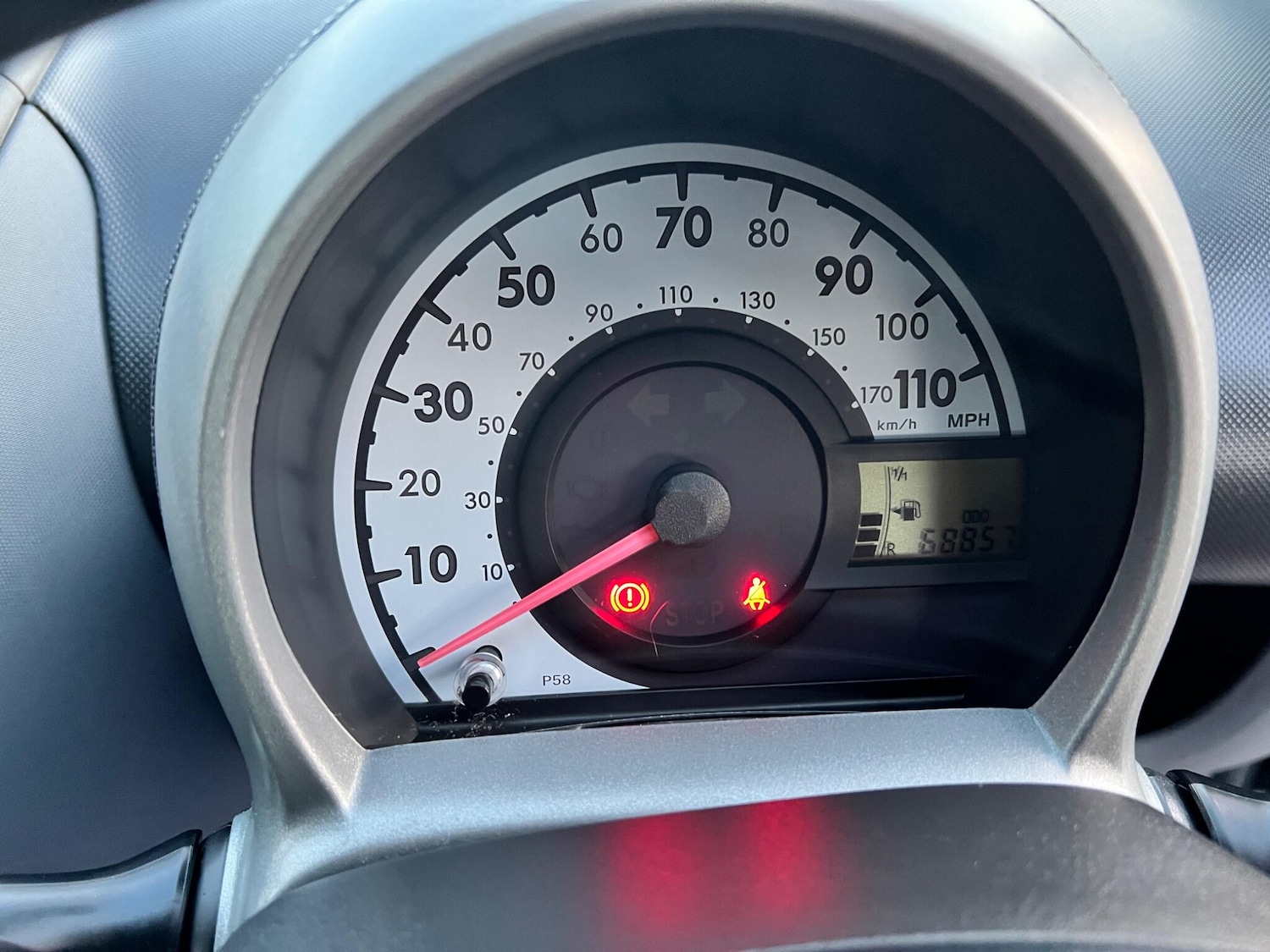 Used Toyota AYGO 2010 for sale - 77671347: Photo 23