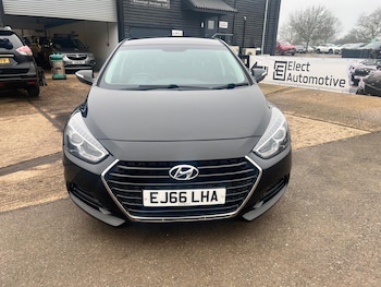 Used Hyundai i40 2016 for sale - 77793922: Photo