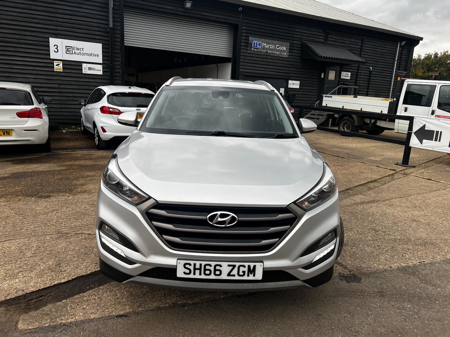 Used Hyundai TUCSON 2016 for sale - 76457744: Photo 2