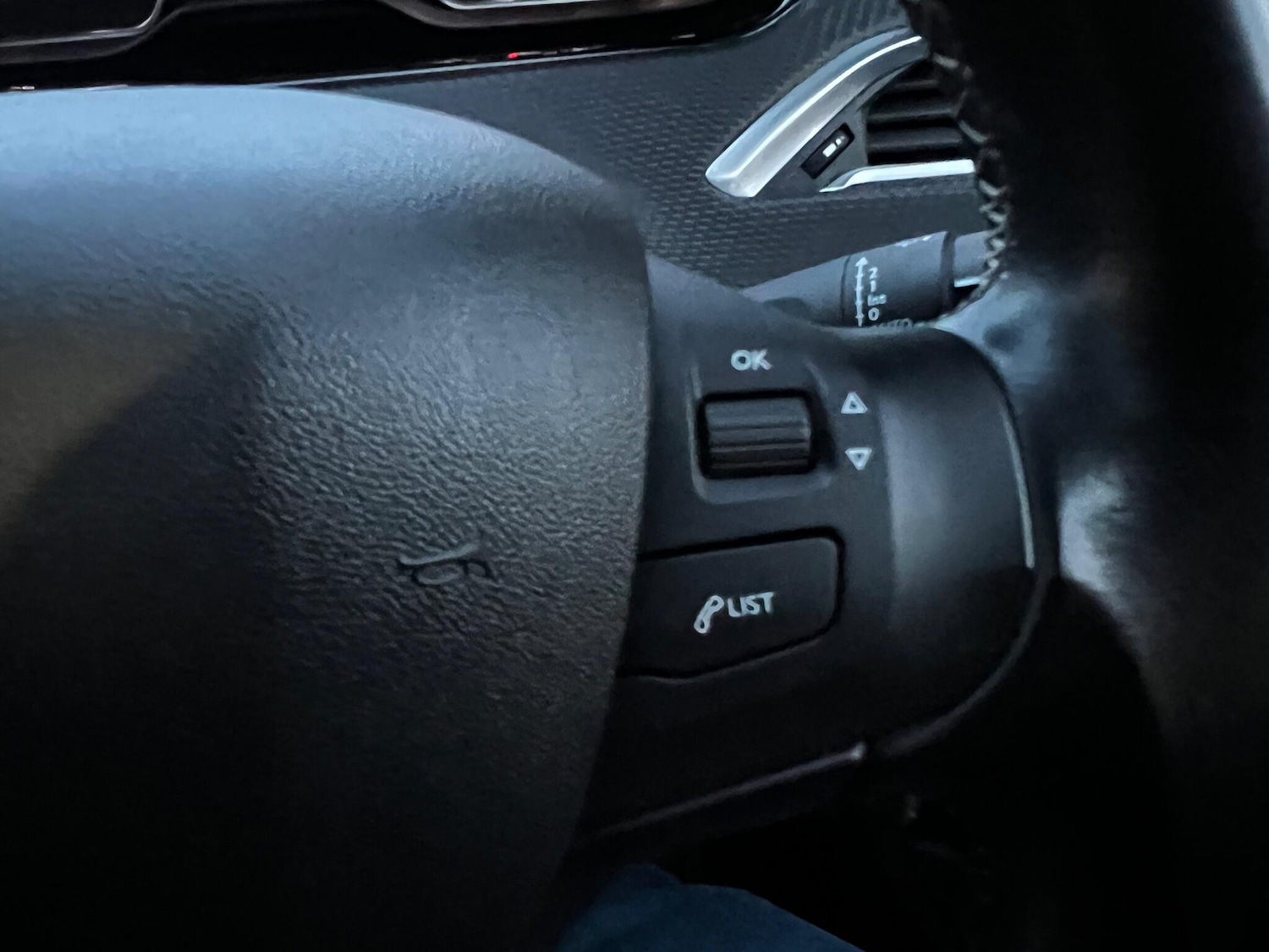 Used Peugeot 208 2018 for sale - 77057218: Photo 19