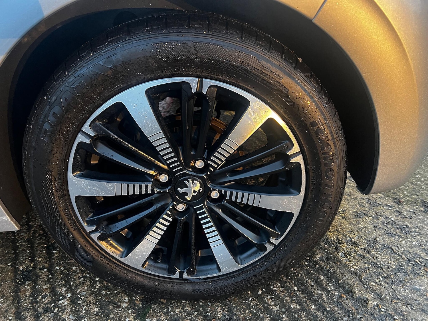 Used Peugeot 208 2018 for sale - 77057218: Photo 25