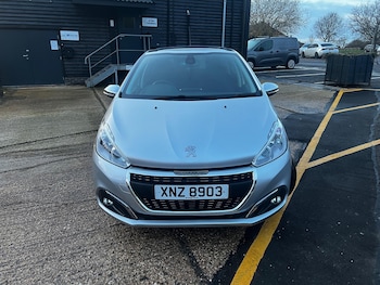 Used Peugeot 208 2018 for sale - 77057218: Photo