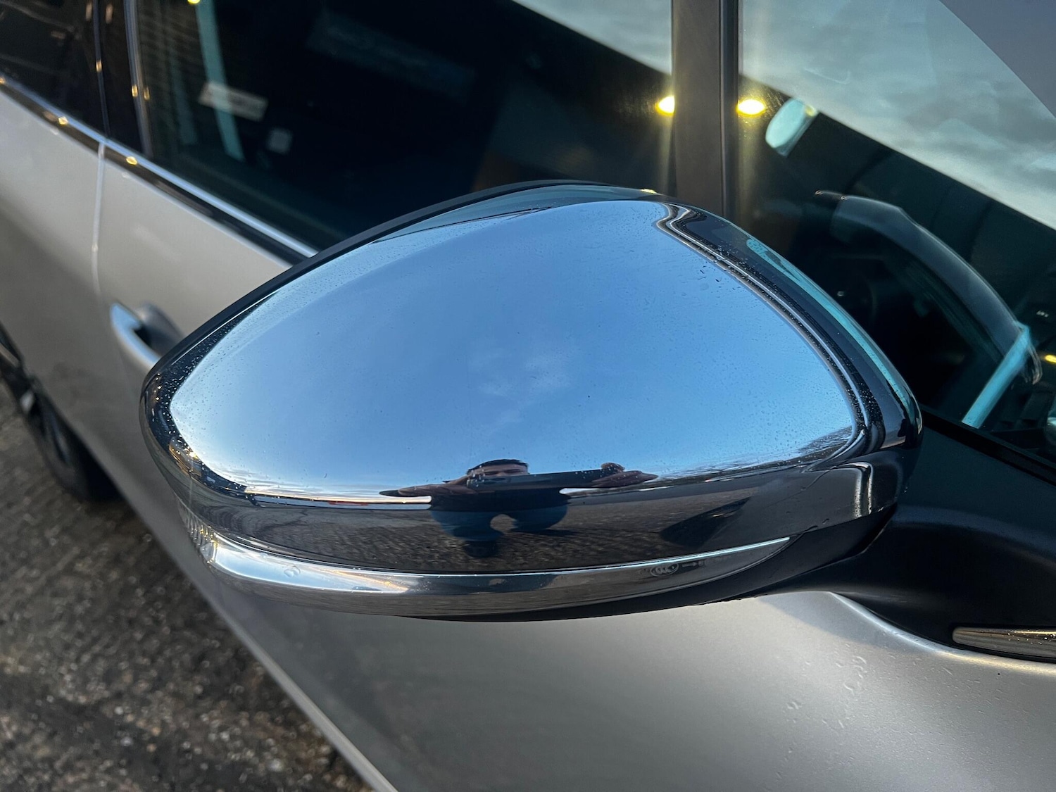 Used Peugeot 208 2018 for sale - 77057218: Photo 31