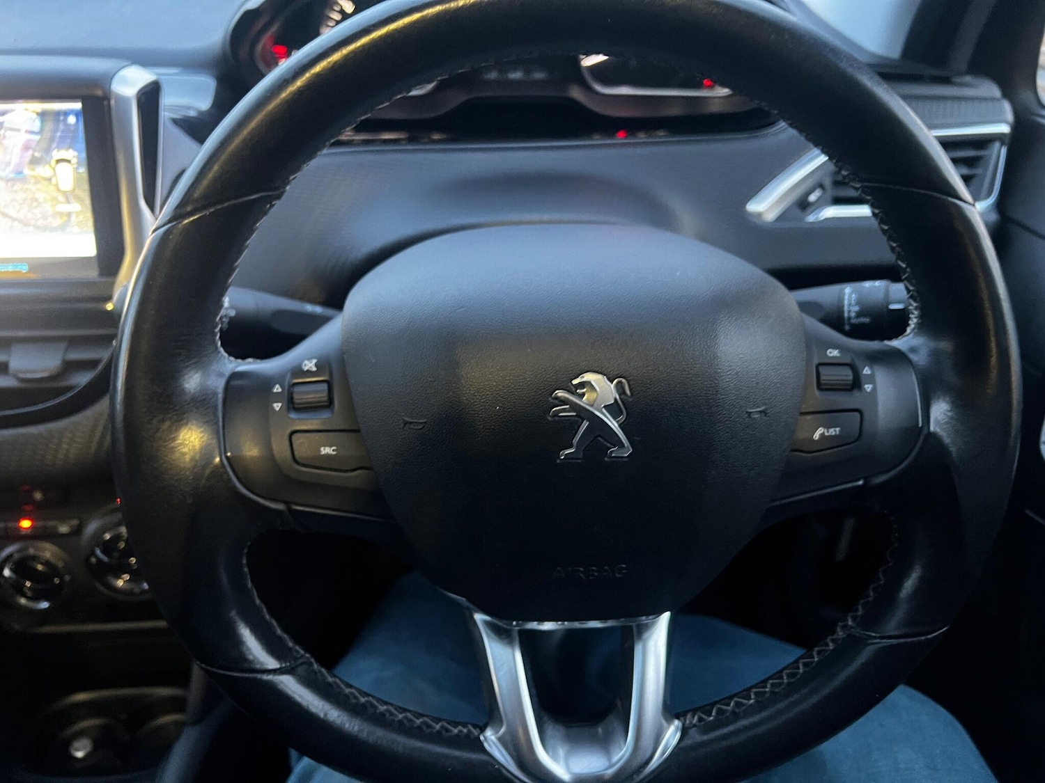 Used Peugeot 208 2018 for sale - 77057218: Photo 36