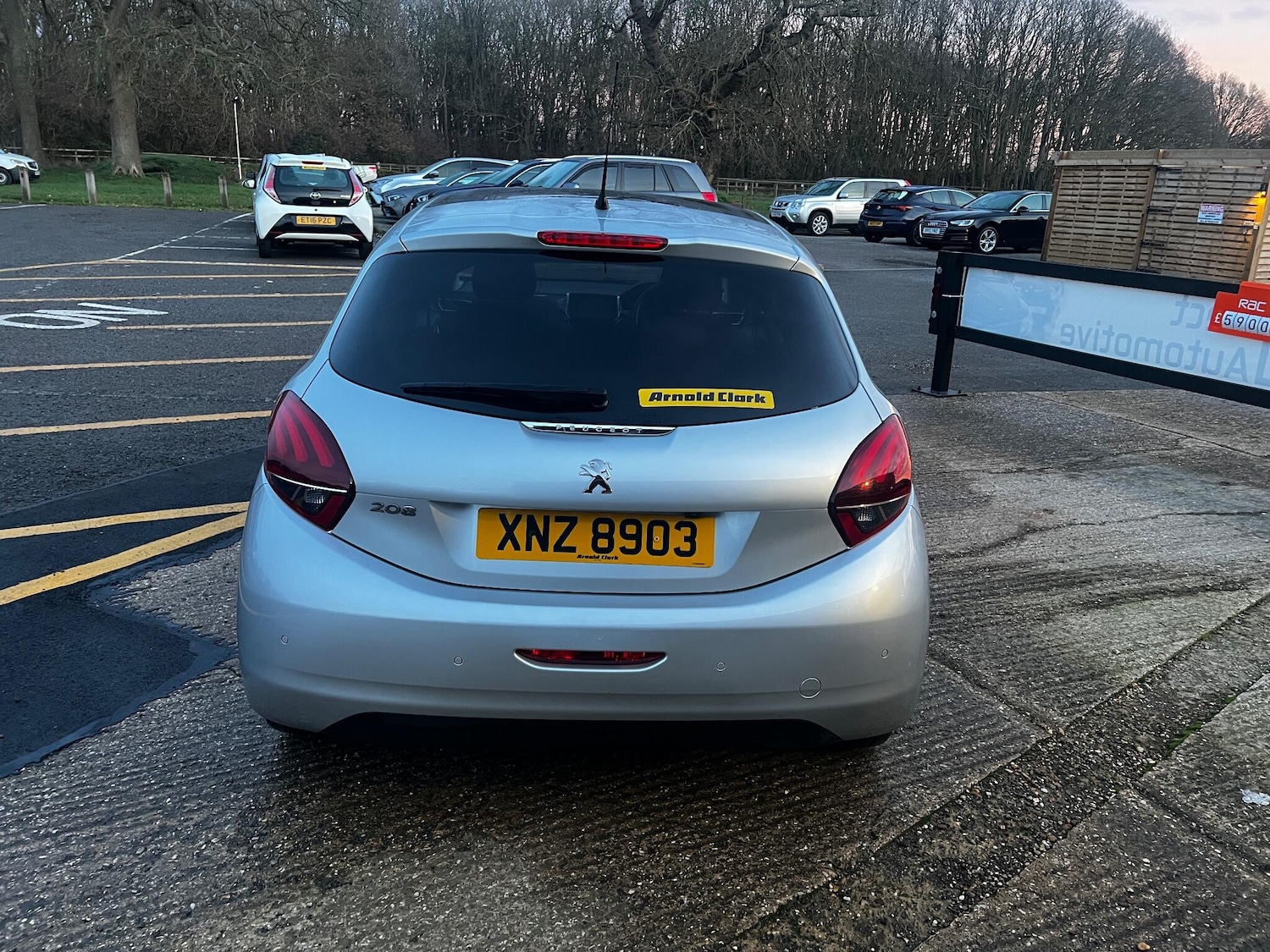 Used Peugeot 208 2018 for sale - 77057218: Photo 6