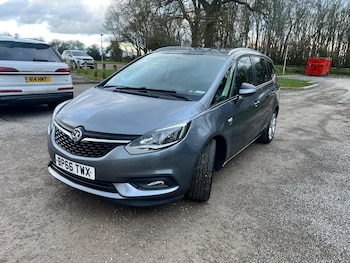 Used Vauxhall Zafira Tourer 2016 for sale - 77670921: Photo
