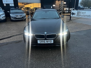 Used BMW 3 Series 2016 for sale - 76994108: Photo