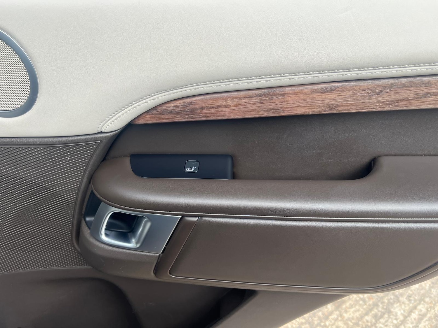 Used Land Rover Discovery 2019 for sale - 77268133: Photo 18