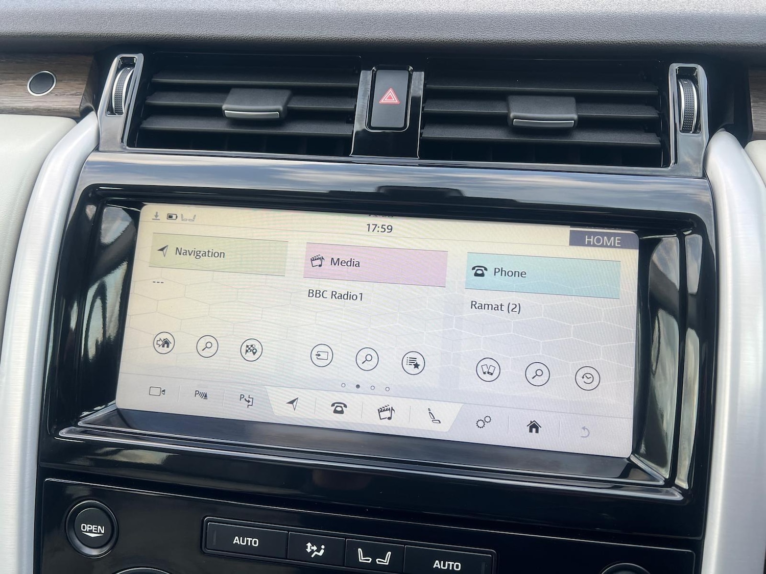 Used Land Rover Discovery 2019 for sale - 77268133: Photo 29