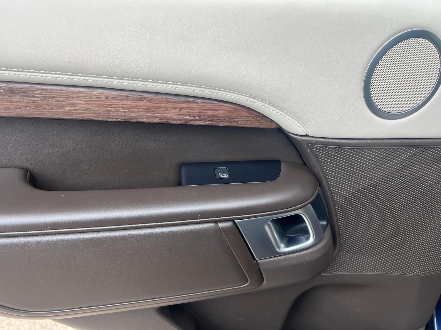 Used Land Rover Discovery 2019 for sale - 77268133: Photo 43