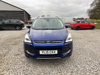 Used Ford Kuga 2015 for sale - 75233120: Photo