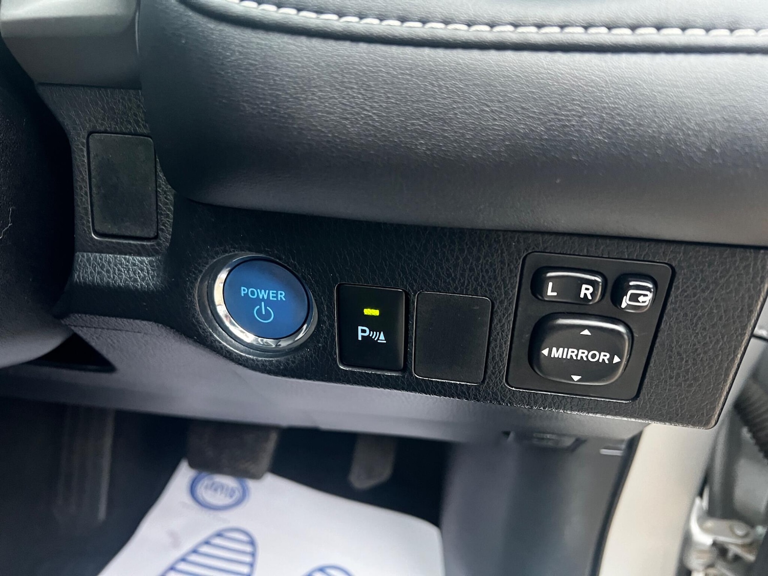 Used Toyota RAV4 2016 for sale - 76997743: Photo 22