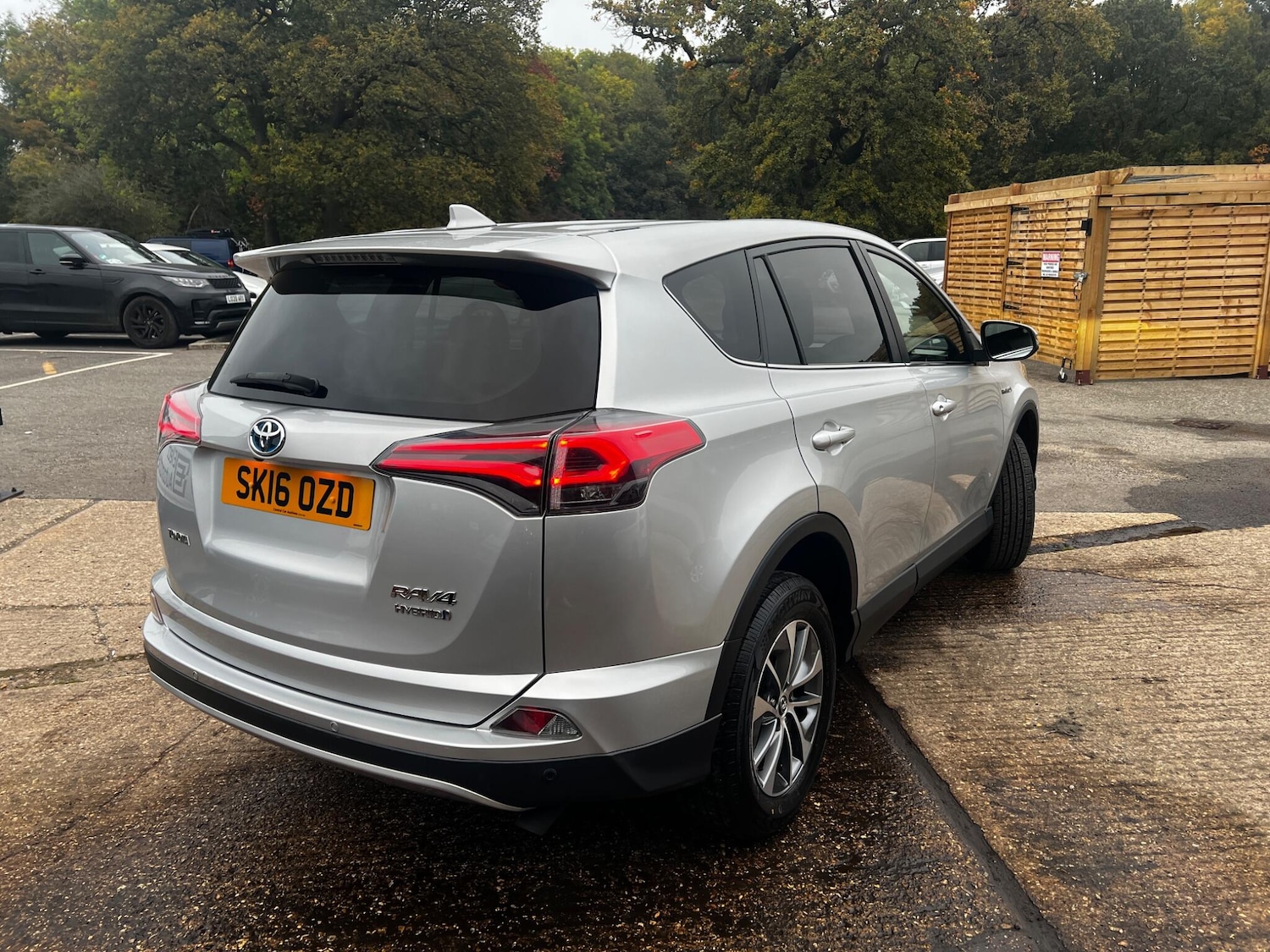 Used Toyota RAV4 2016 for sale - 76997743: Photo 9