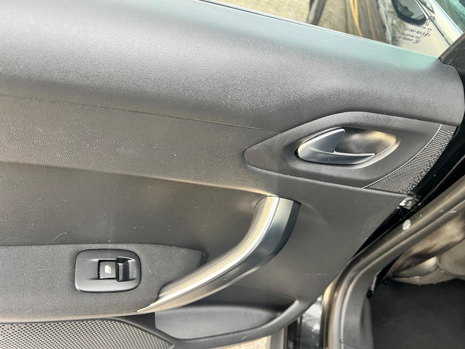 Used Peugeot 2008 2018 for sale - 77550317: Photo 16