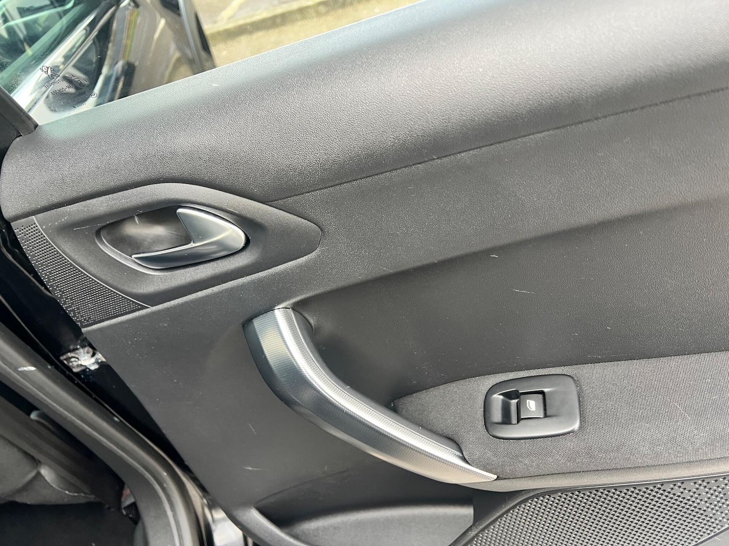 Used Peugeot 2008 2018 for sale - 77550317: Photo 17