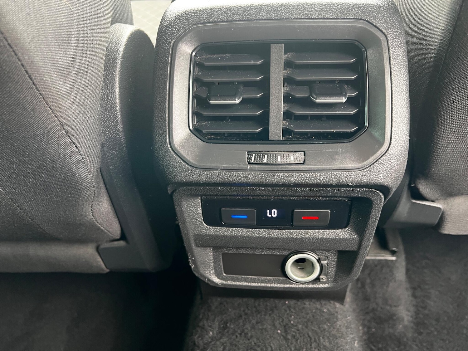 Used Volkswagen Tiguan 2016 for sale - 76584259: Photo 15