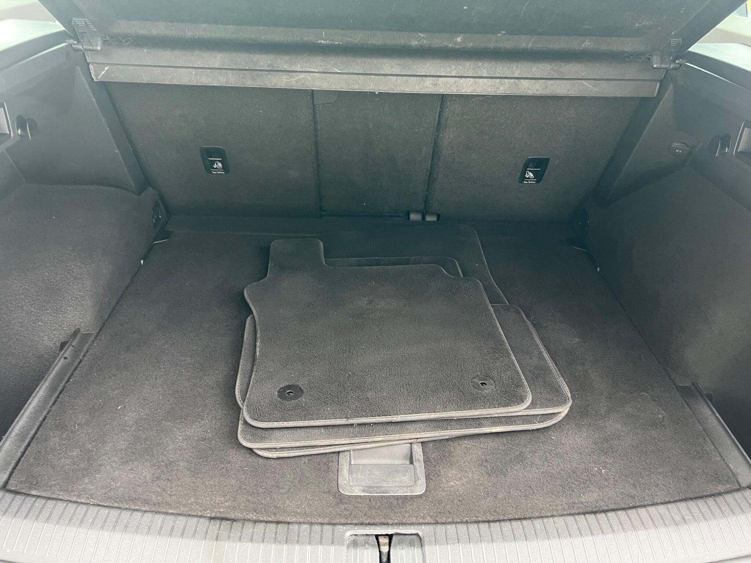 Used Volkswagen Tiguan 2016 for sale - 76584259: Photo 37