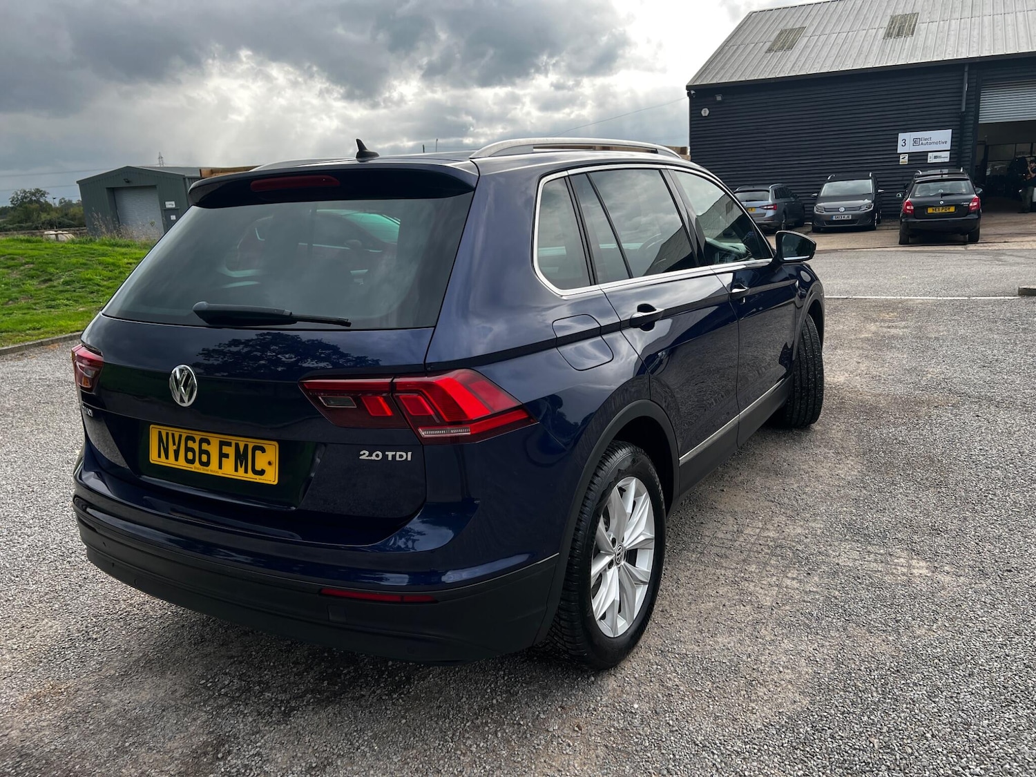Used Volkswagen Tiguan 2016 for sale - 76584259: Photo 9