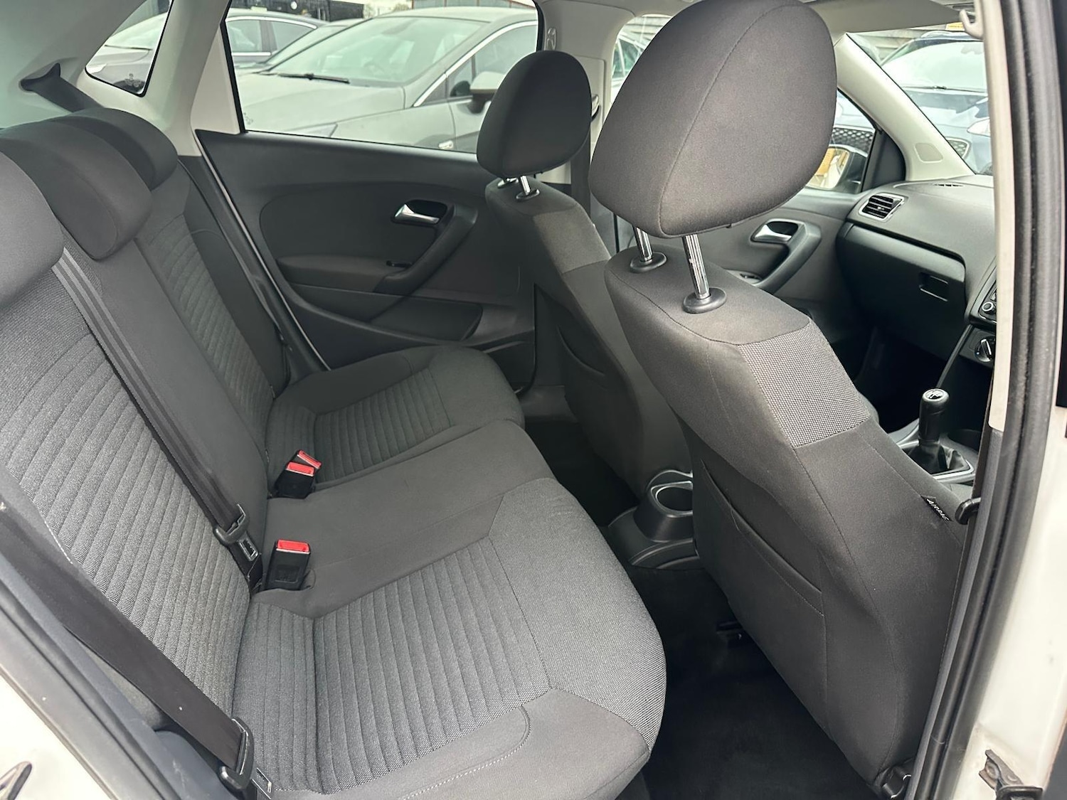 Used Volkswagen Polo 2011 for sale - 76727432: Photo 11