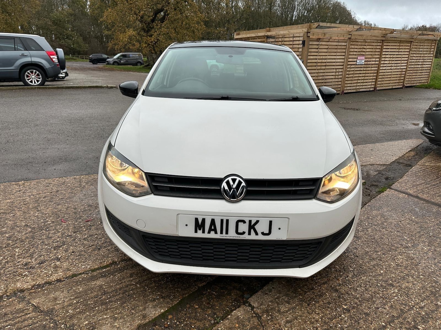 Used Volkswagen Polo 2011 for sale - 76727432: Photo 2