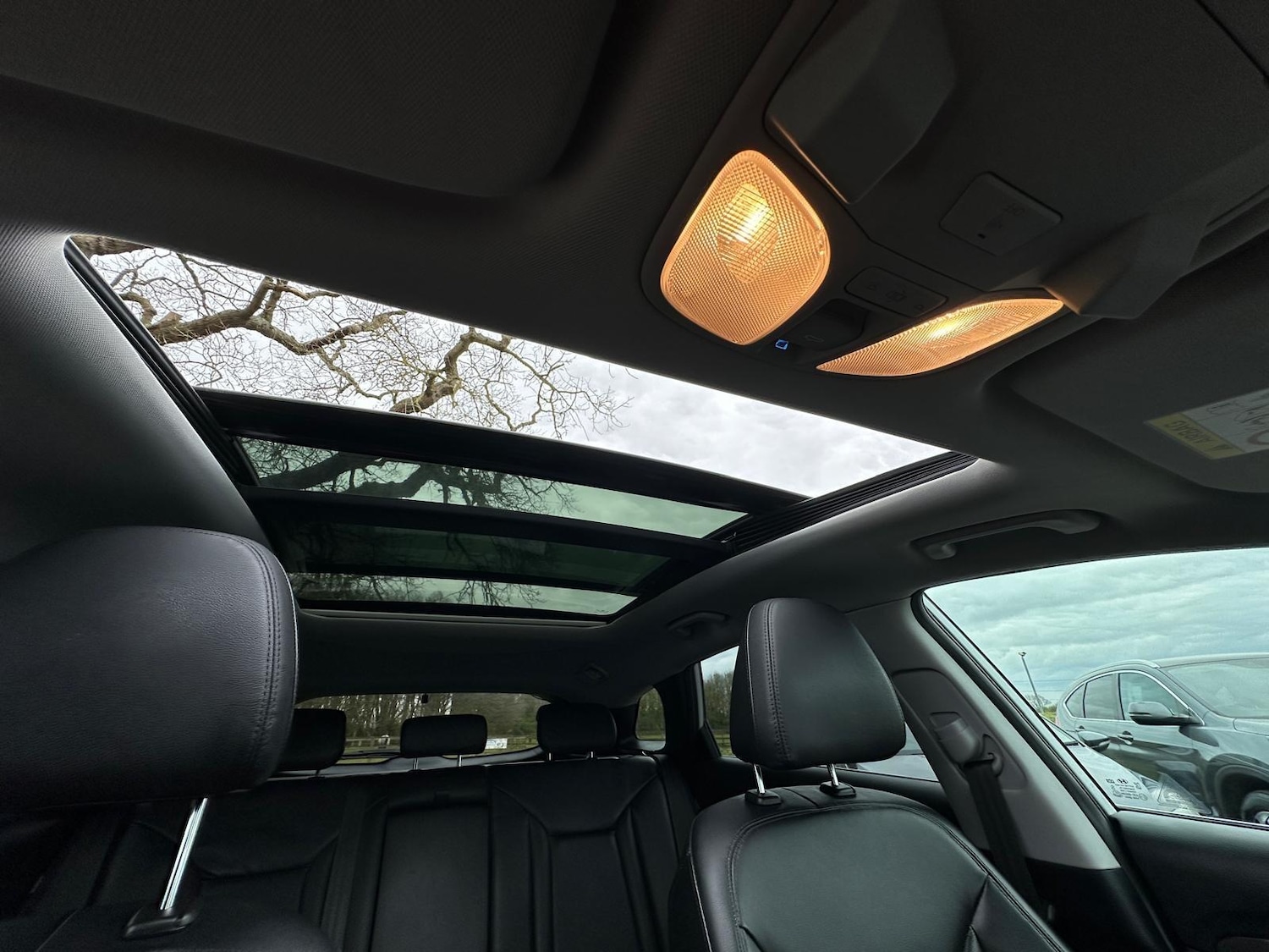 Used Hyundai i40 2016 for sale - 78100032: Photo 40