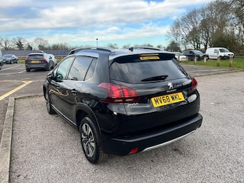 Used Peugeot 2008 2018 for sale - 79688558: Photo