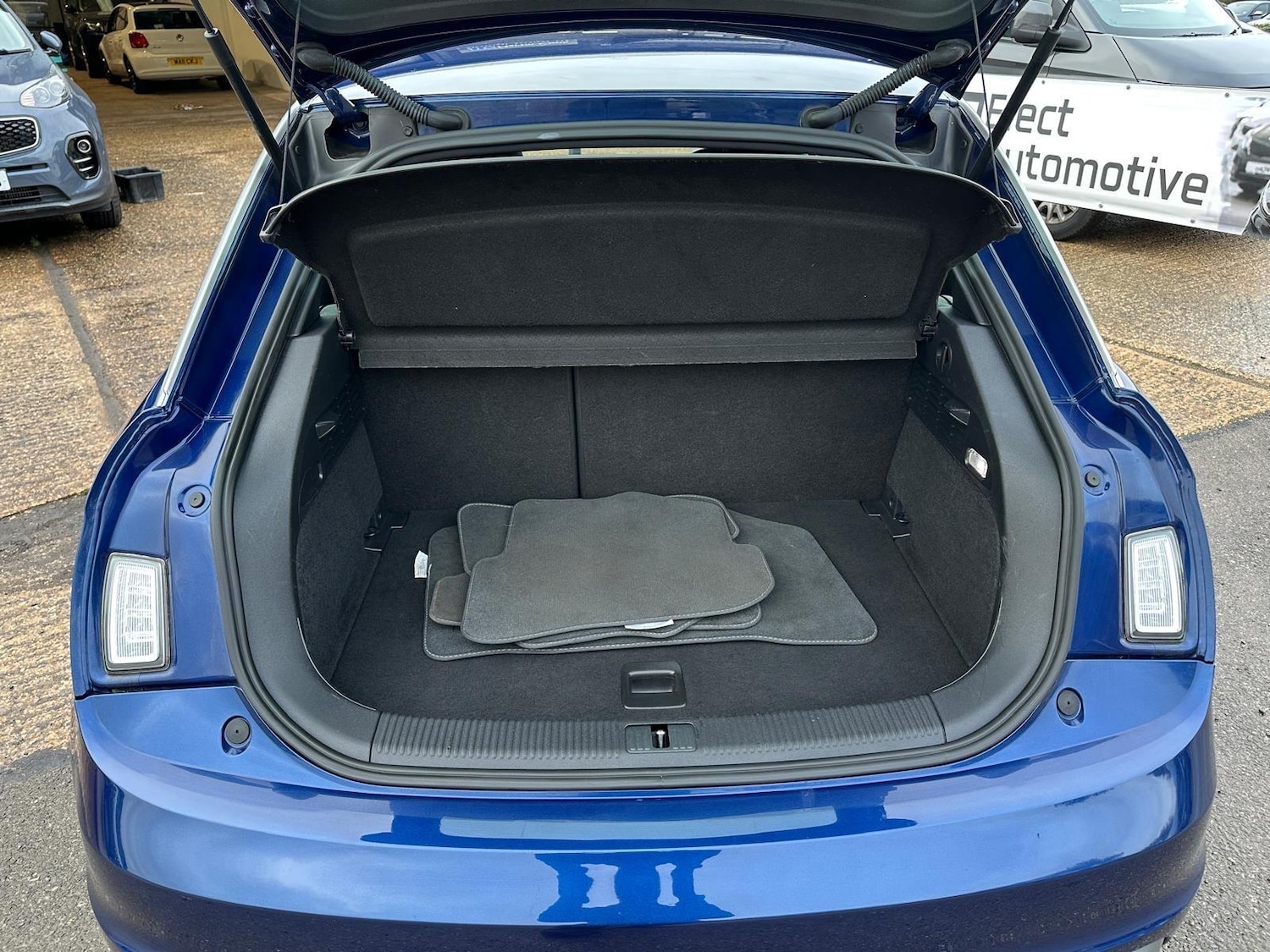 Used Audi A1 for sale - 76728707: Photo 31