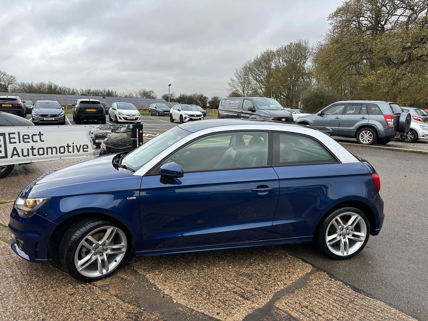 Used Audi A1 for sale - 76728707: Photo 4