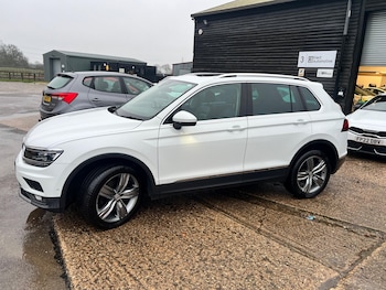Used Volkswagen Tiguan 2017 for sale - 77456099: Photo