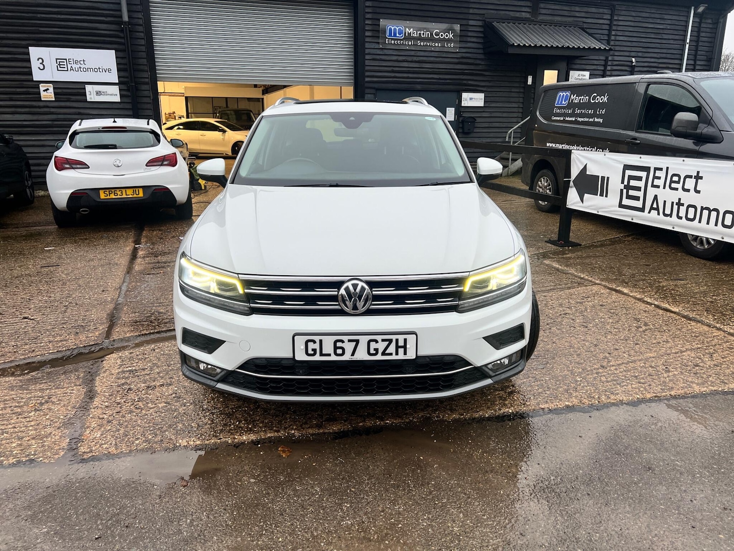 Used Volkswagen Tiguan 2017 for sale - 77456099: Photo 6
