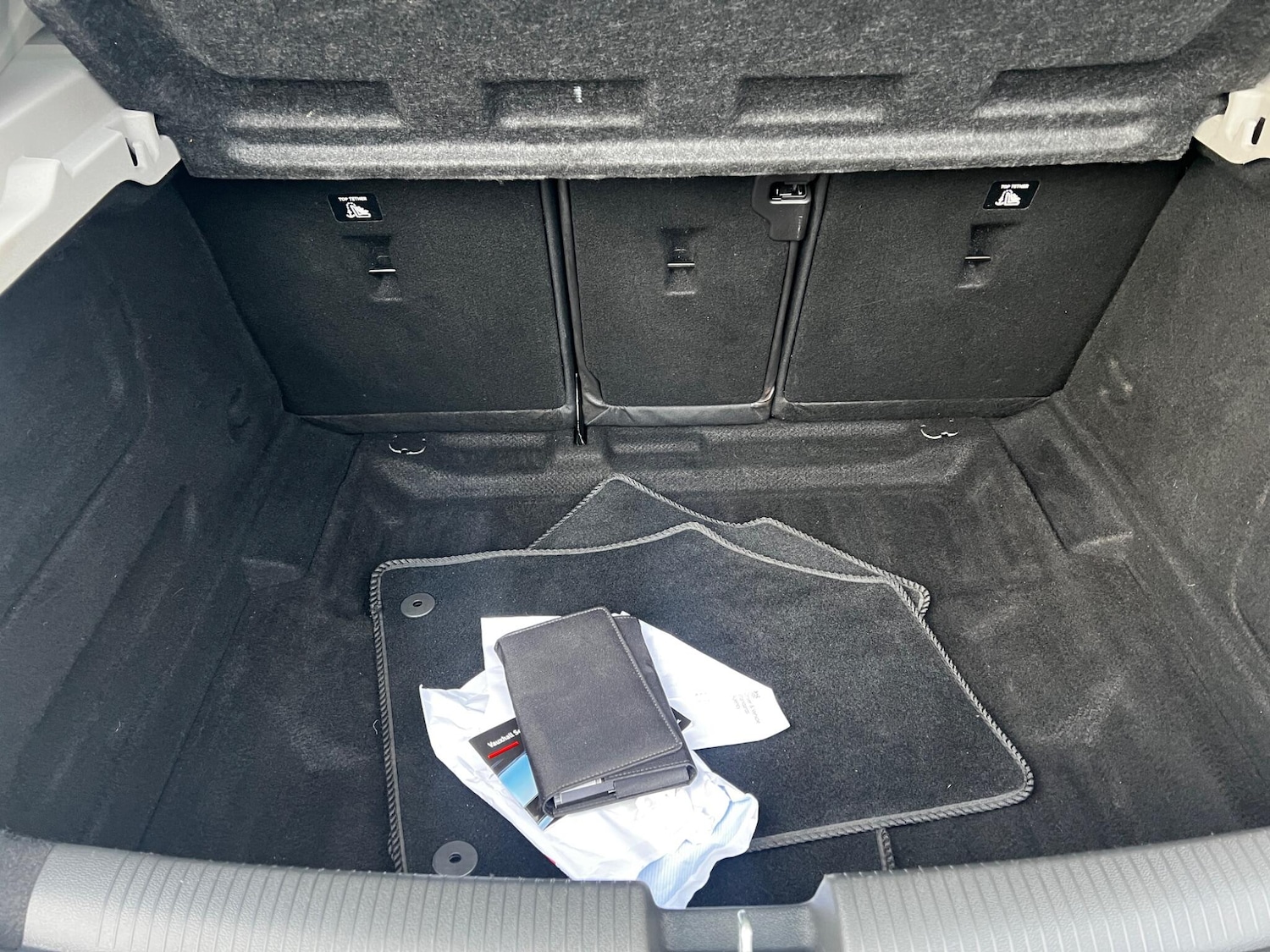 Used Vauxhall Astra 2017 for sale - 76752564: Photo 34