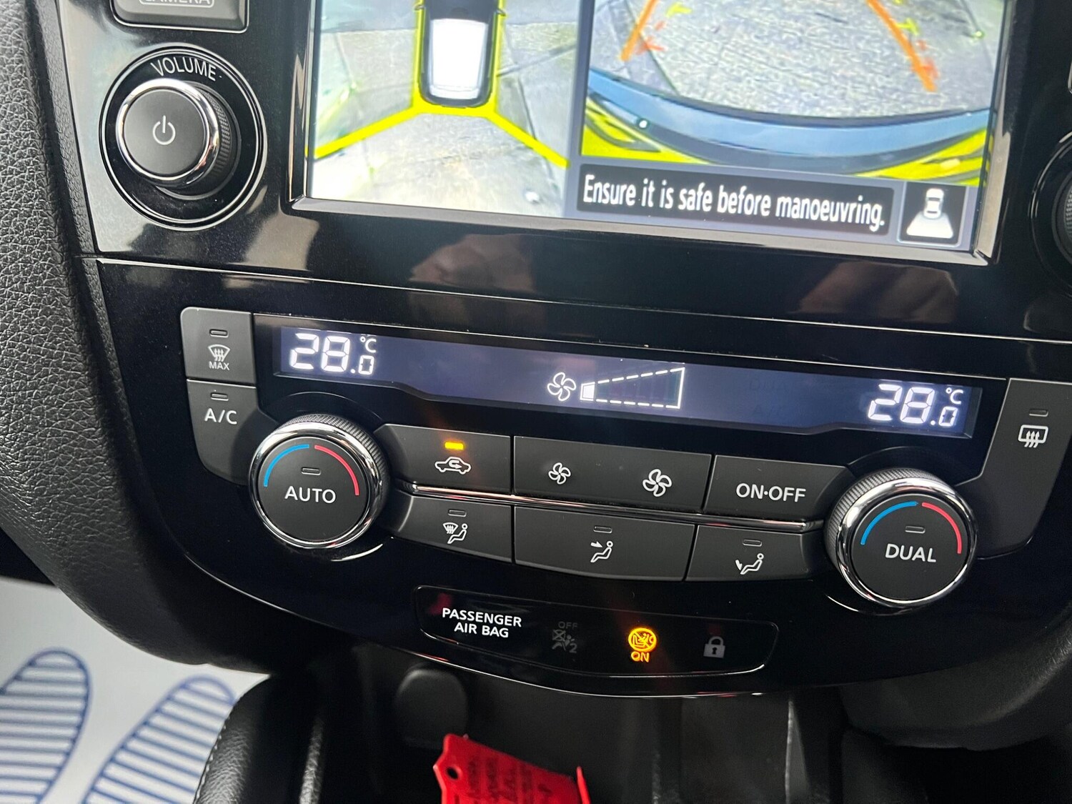 Used Nissan Qashqai 2015 for sale - 77479414: Photo 30