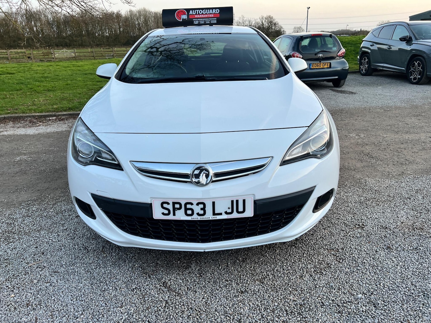 Used Vauxhall Astra GTC 2013 for sale - 77670385: Photo 2